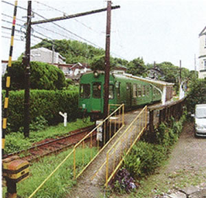 韓々坂駅（徒歩1分）